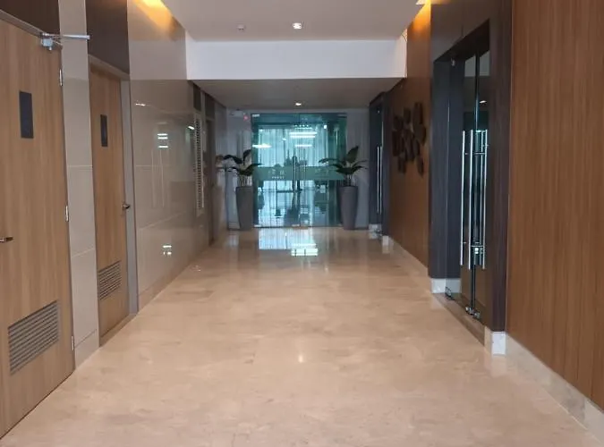 Shore 3 Residences Moa Complex , Near Naia And Casinos Appart hôtel 4*